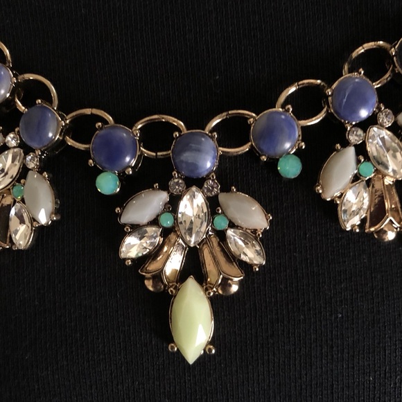 Accessorize Necklace with Earrings set - Picture 2 of 4